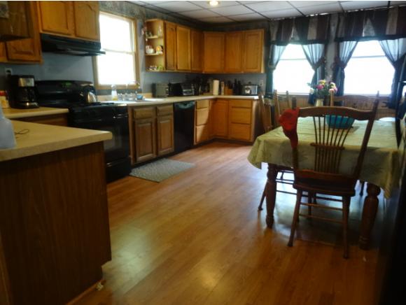 104 Mountain Road Raymond, NH 03077 - Photo 3 of 24