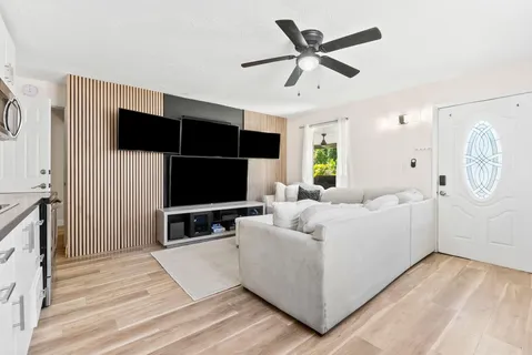 $615,000 | 829 Northeast 17th Street, Fort Lauderdale, FL 33305