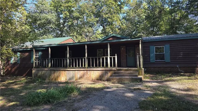 $299,000 | 6690 Northwest Sale Barn Road, Cameron, MO 64429