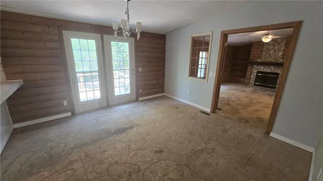 $299,000 | 6690 Northwest Sale Barn Road, Cameron, MO 64429