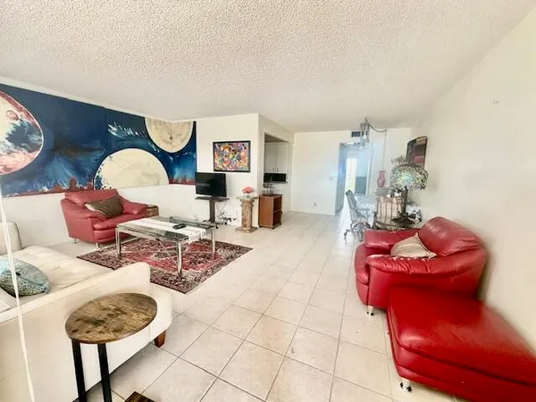 $1,495 | 4014 Newcastle A, Boca Raton, FL 33434