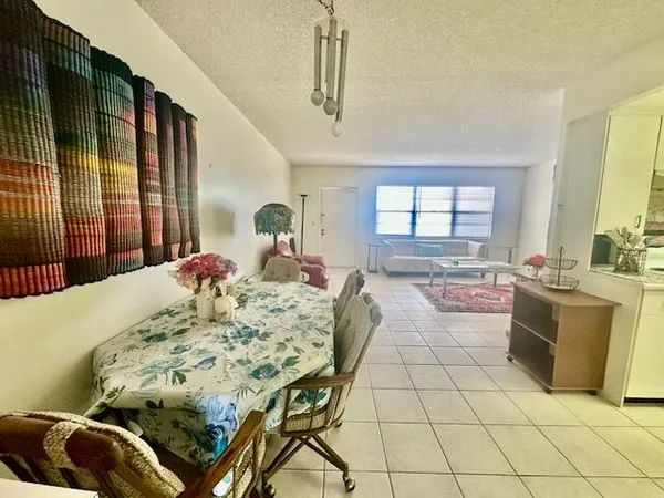 $1,495 | 4014 Newcastle A, Boca Raton, FL 33434