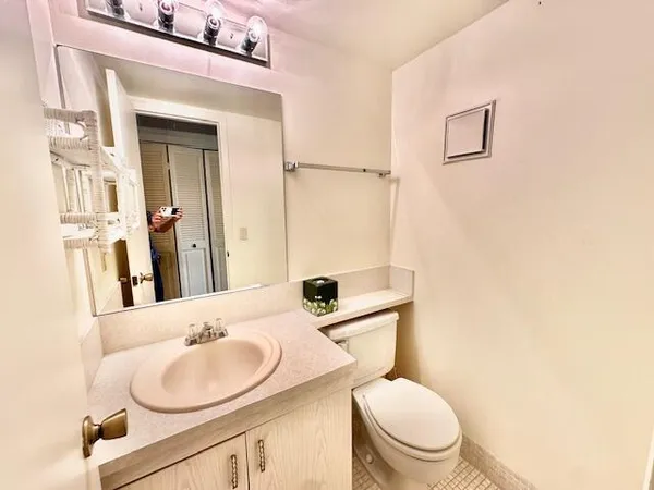 $1,495 | 4014 Newcastle A, Boca Raton, FL 33434