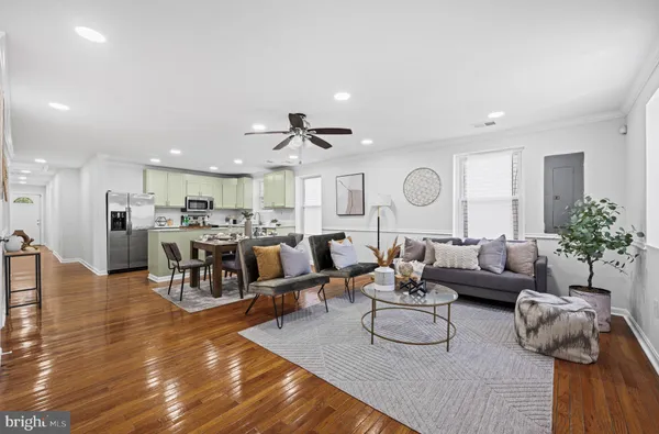 $369,900 | 5307 E Street Southeast, Washington, DC 20019