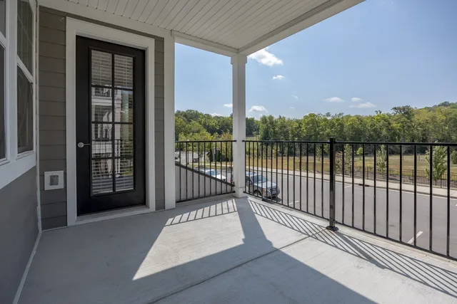 $2,200 | 2000 Shadow Green Drive, Unit H203, Franklin, TN 37064