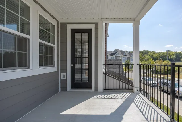 $2,200 | 2000 Shadow Green Drive, Unit H203, Franklin, TN 37064