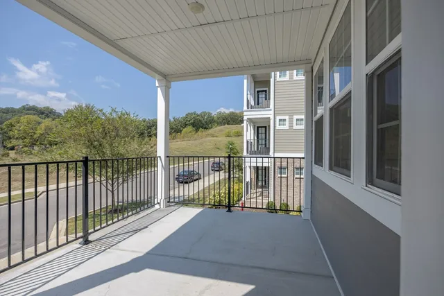 $2,200 | 2000 Shadow Green Drive, Unit H203, Franklin, TN 37064
