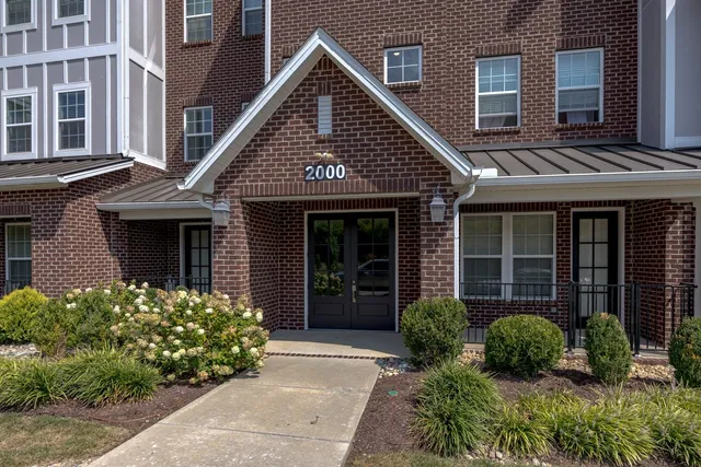 $2,200 | 2000 Shadow Green Drive, Unit H203, Franklin, TN 37064
