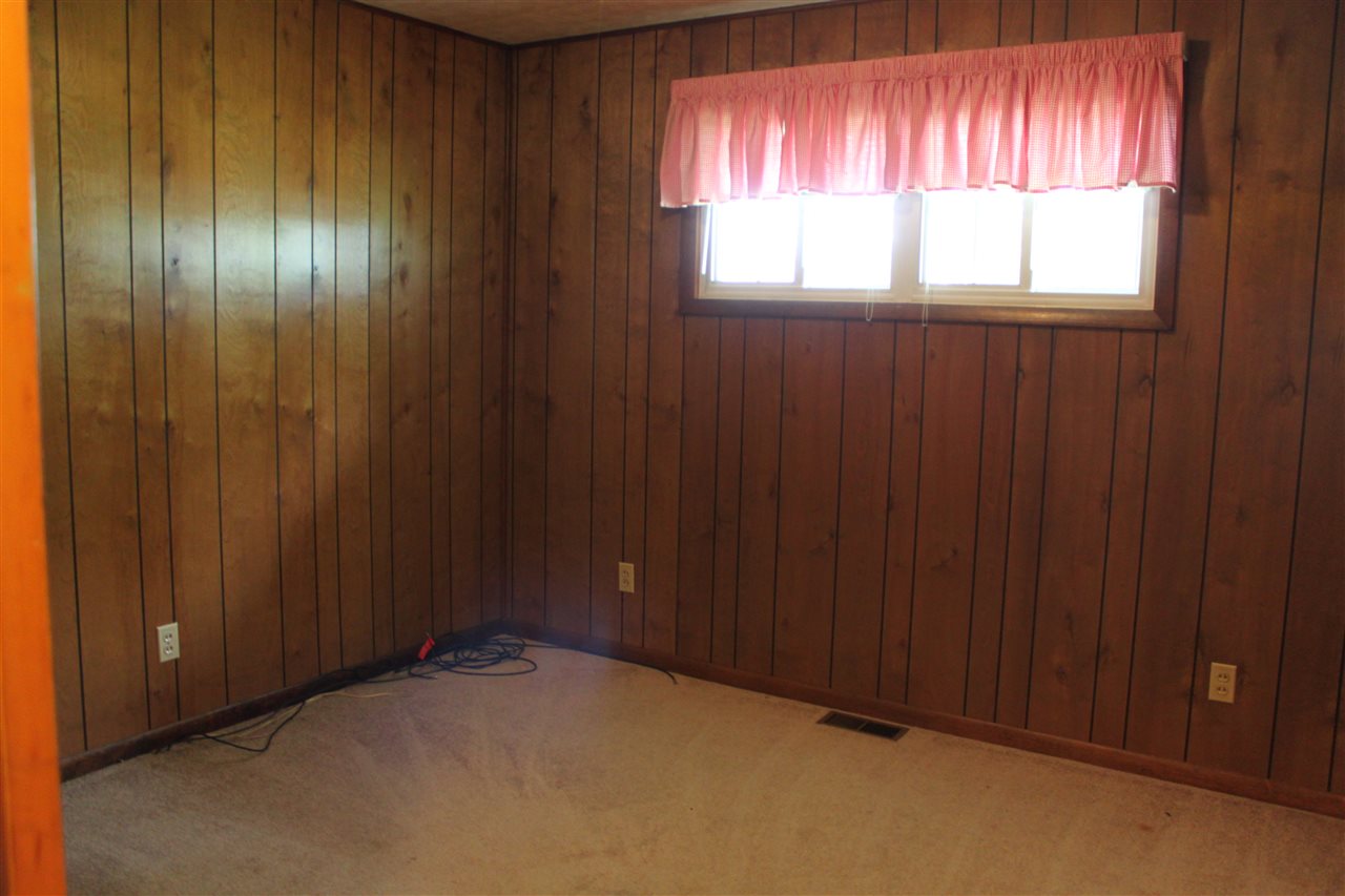 425 Rabbitsville Road Mitchell, IN 47446 - Photo 16 of 26