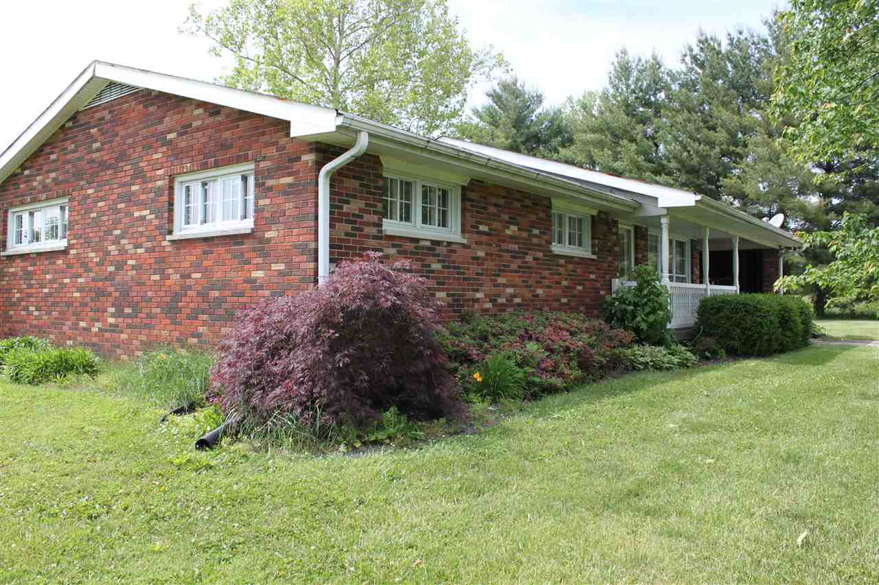 425 Rabbitsville Road Mitchell, IN 47446 - Photo 5 of 26