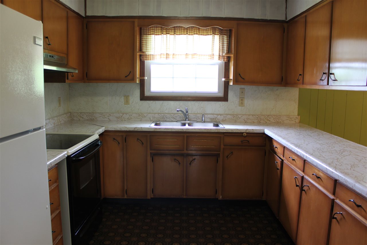 425 Rabbitsville Road Mitchell, IN 47446 - Photo 7 of 26