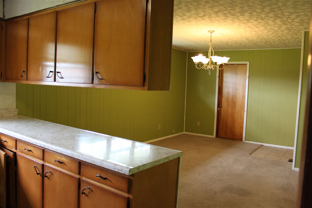 425 Rabbitsville Road Mitchell, IN 47446 - Photo 9 of 26