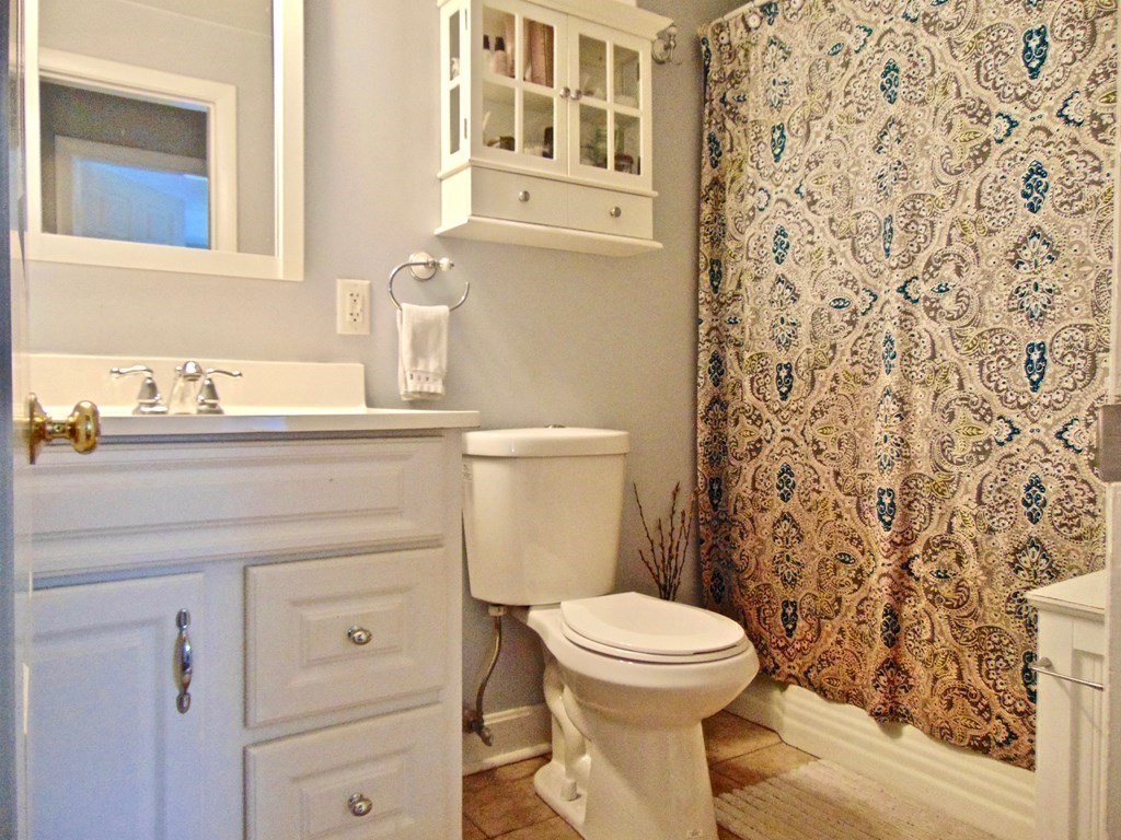 68 Preston Street, Unit 3D Wakefield, MA 01880 - Photo 19 of 26