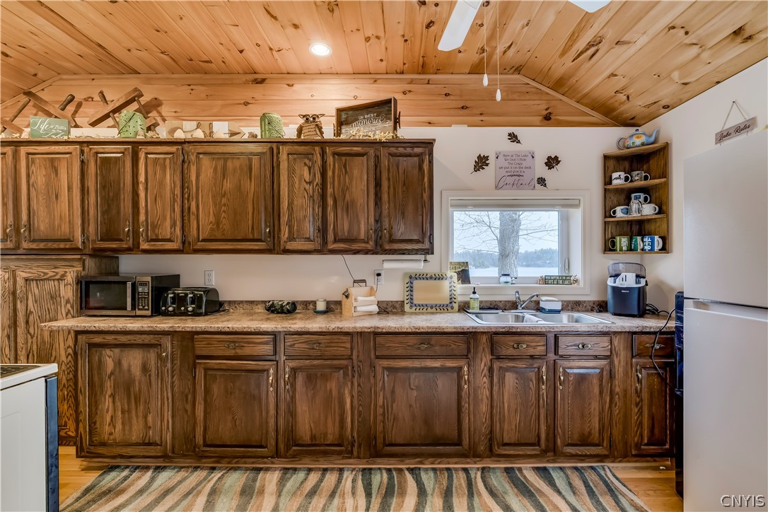 560 West Shore Road Hammond, NY 13646 - Photo 23 of 40