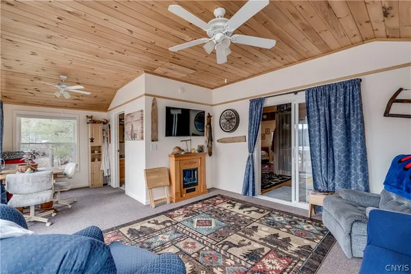 $239,900 | 560 West Shore Road, Hammond, NY 13646