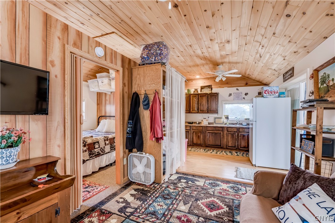 560 West Shore Road Hammond, NY 13646 - Photo 25 of 40