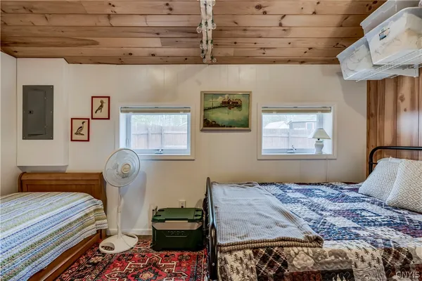 $239,900 | 560 West Shore Road, Hammond, NY 13646