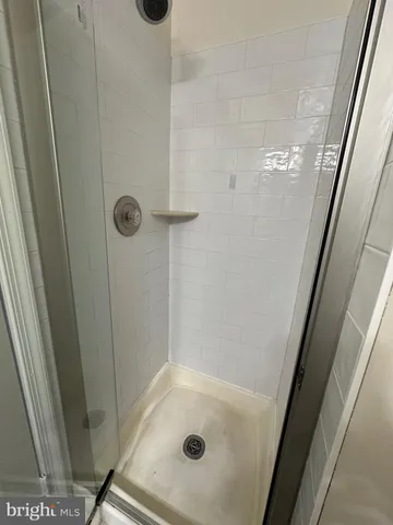 a bathroom with a tub