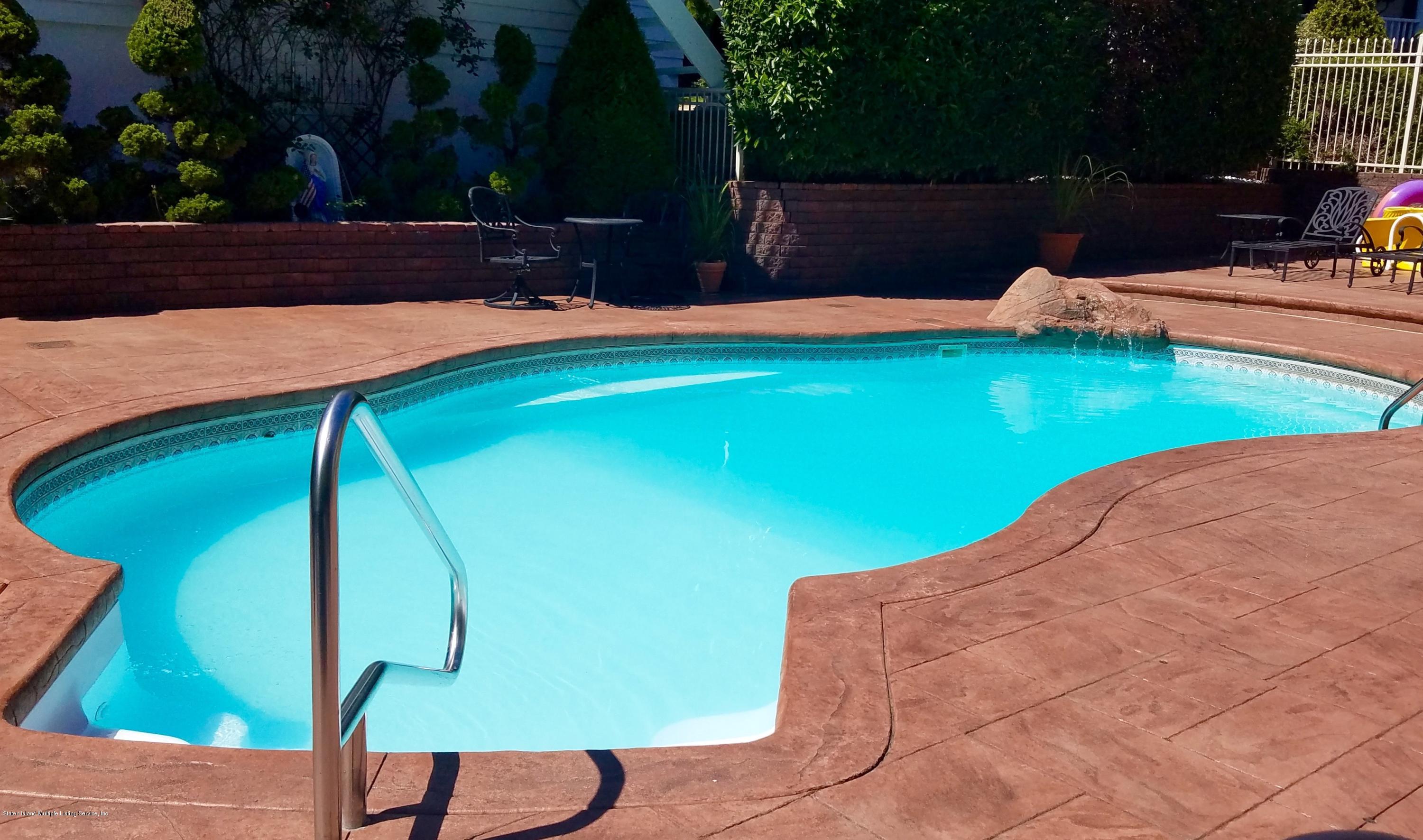 93 Romer Road Staten Island, NY 10304 - Photo 13 of 15 20160830_131634