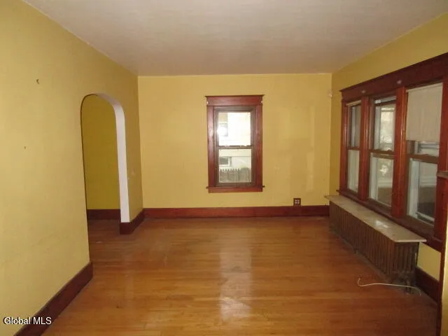 $195,000 | 1547 5th Street, Rensselaer, NY 12144