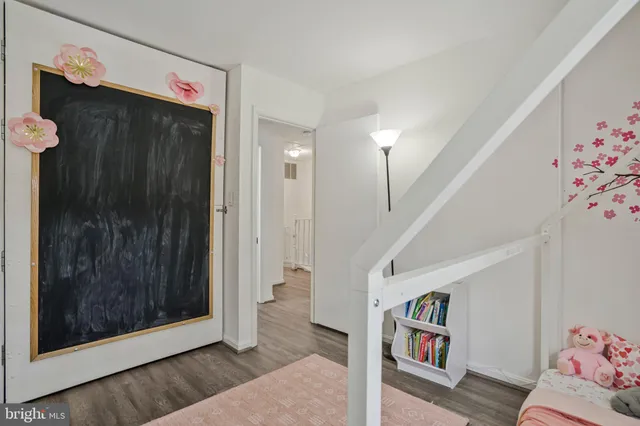 $450,000 | 6064 Old Landing Way, Burke, VA 22015