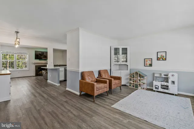 $450,000 | 6064 Old Landing Way, Burke, VA 22015