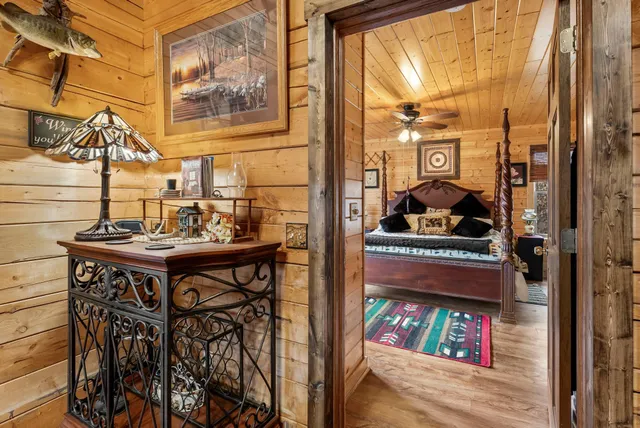 $474,900 | 6940 Lumberjack Trail, Oakland, WI 54830