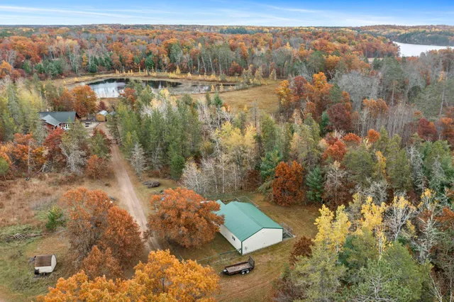 $474,900 | 6940 Lumberjack Trail, Oakland, WI 54830