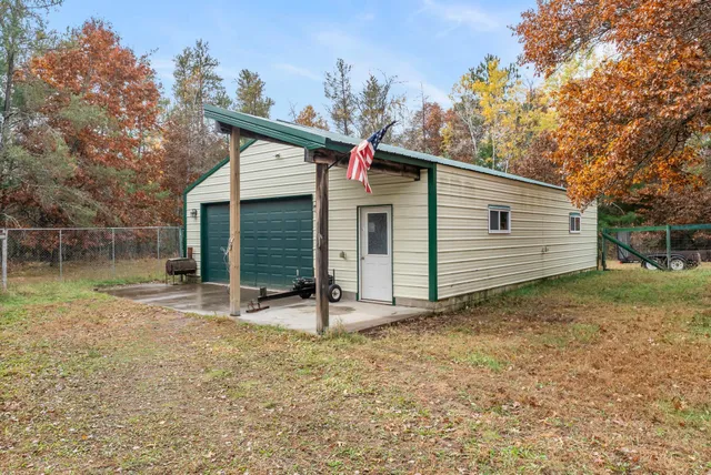 $474,900 | 6940 Lumberjack Trail, Oakland, WI 54830