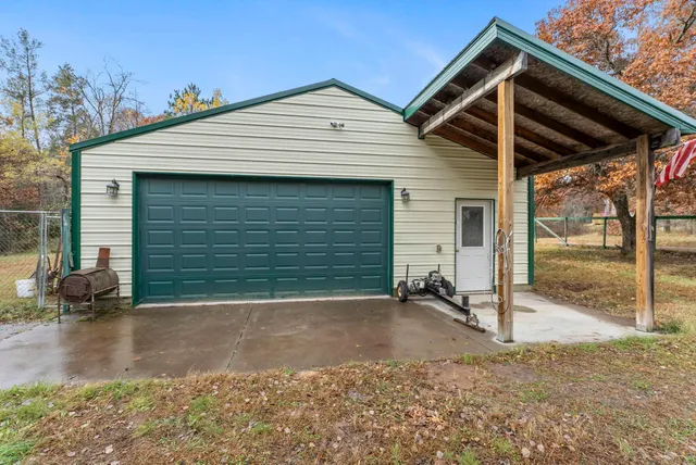 $474,900 | 6940 Lumberjack Trail, Oakland, WI 54830