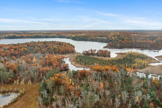 $474,900 | 6940 Lumberjack Trail, Oakland, WI 54830