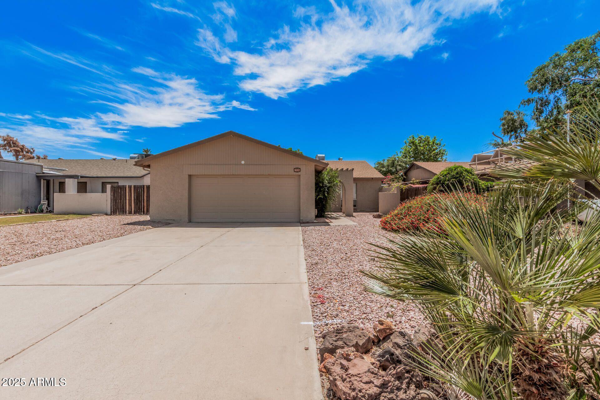5237 West Mountain View Road Glendale, AZ 85302 - Photo 1 of 27 20250506211849511376000000-o