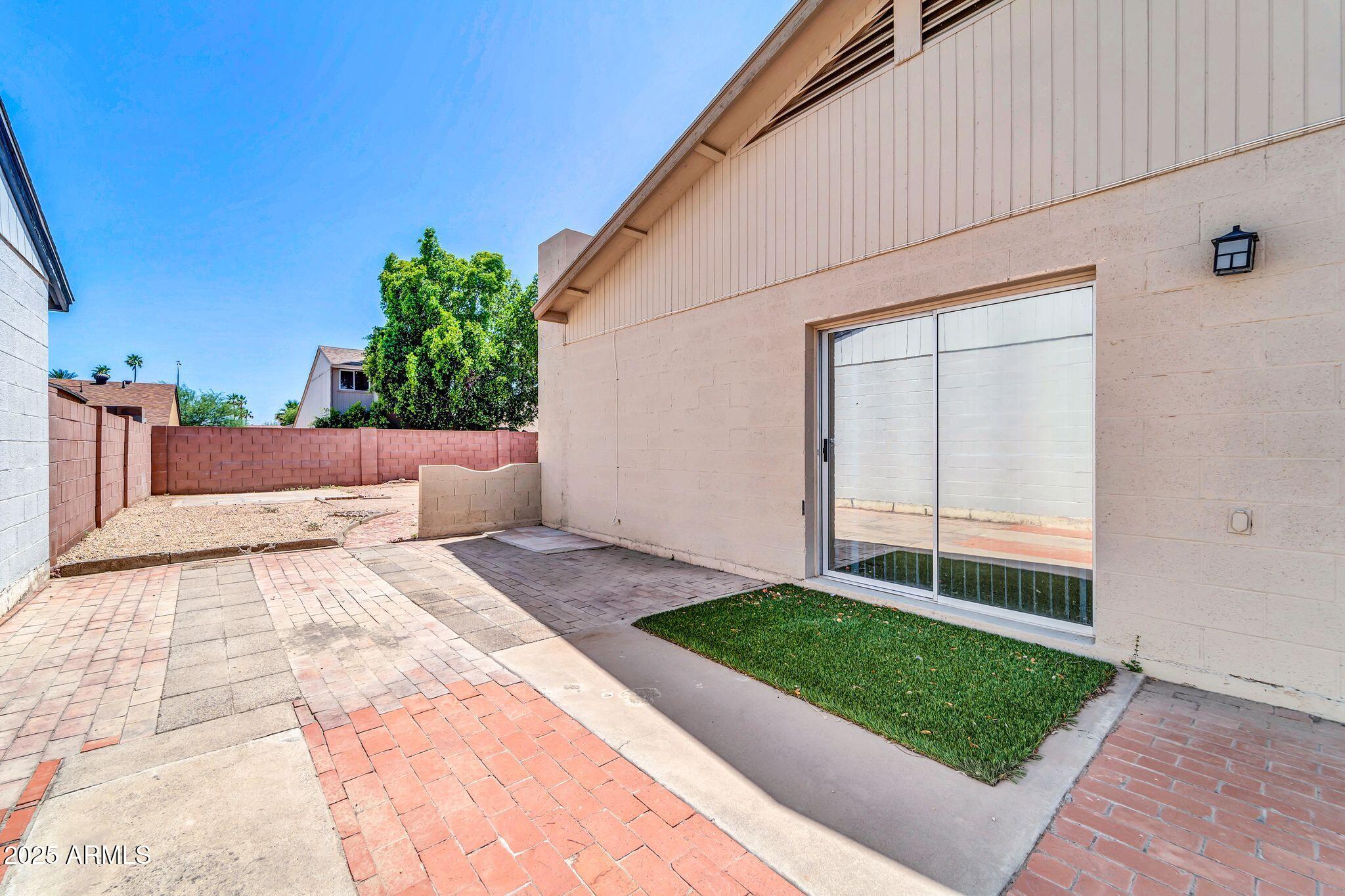 5237 West Mountain View Road Glendale, AZ 85302 - Photo 23 of 27 5237 W Mountain View Rd-24