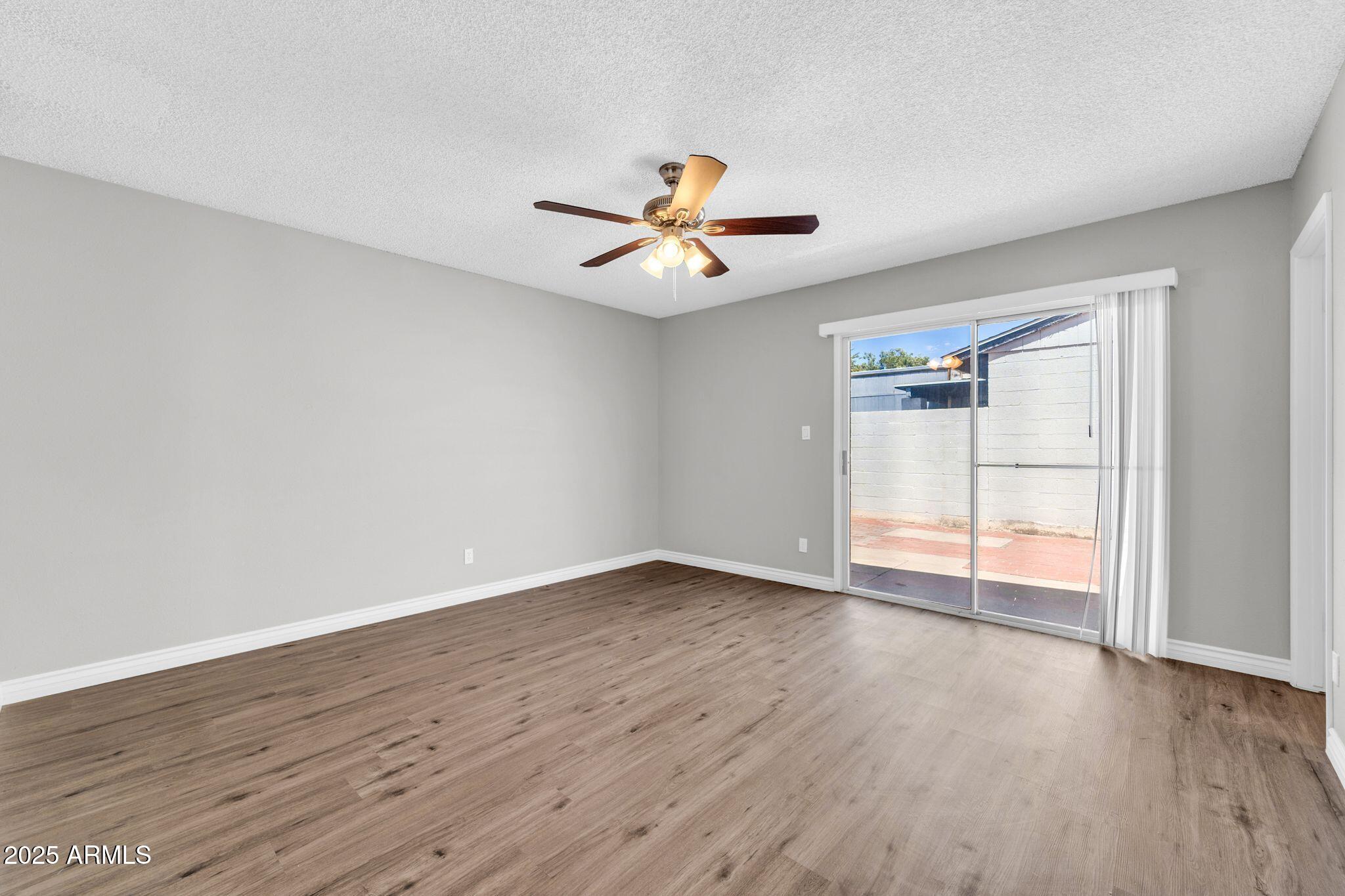 5237 West Mountain View Road Glendale, AZ 85302 - Photo 3 of 27 5237 W Mountain View Rd-4