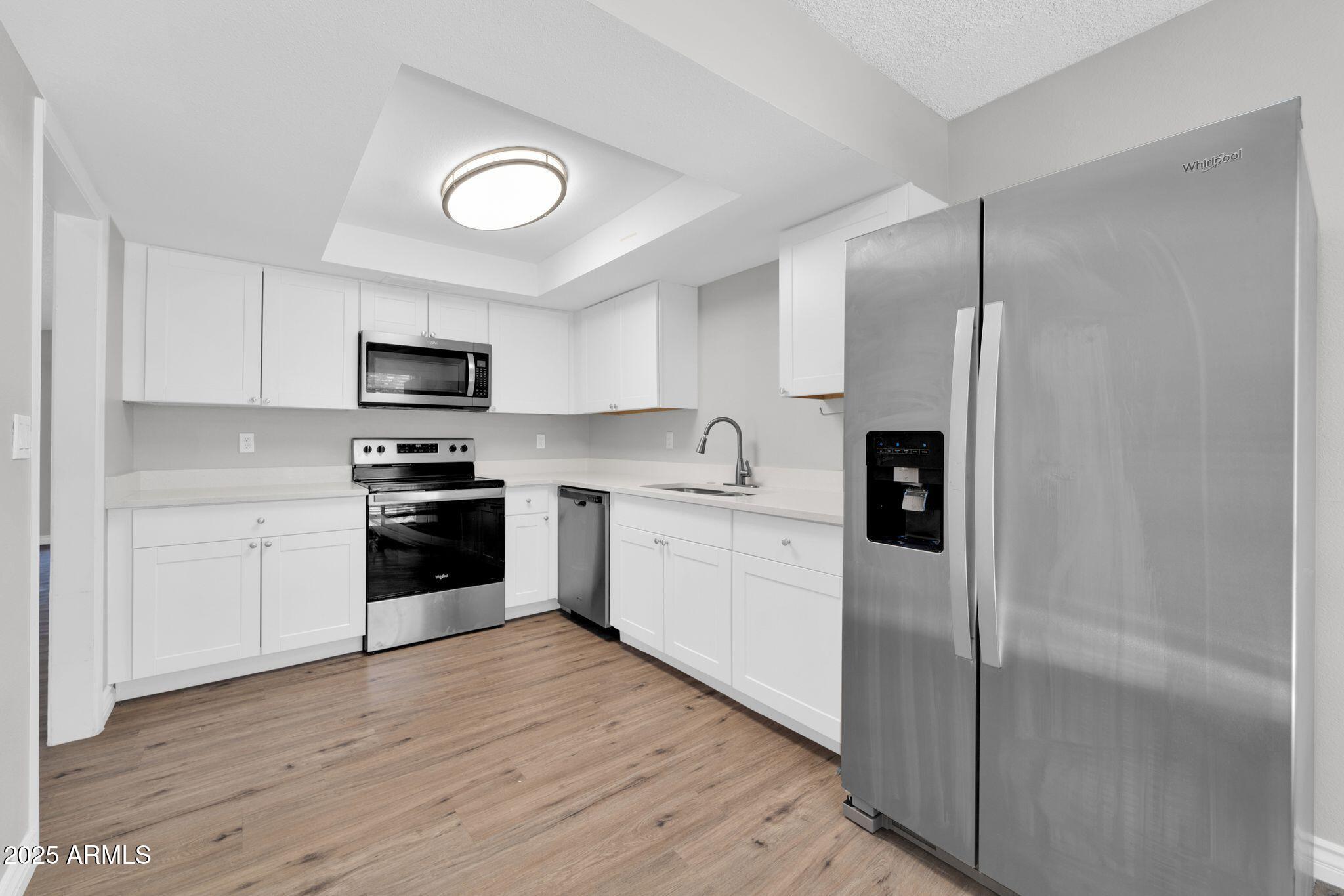 5237 West Mountain View Road Glendale, AZ 85302 - Photo 8 of 27 5237 W Mountain View Rd-9