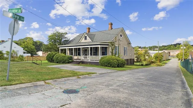 $135,000 | 611 Monroe Street, Macon, GA 31201