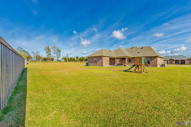 $345,000 | 108 Rue Stephen Michael, Schriever, LA 70395