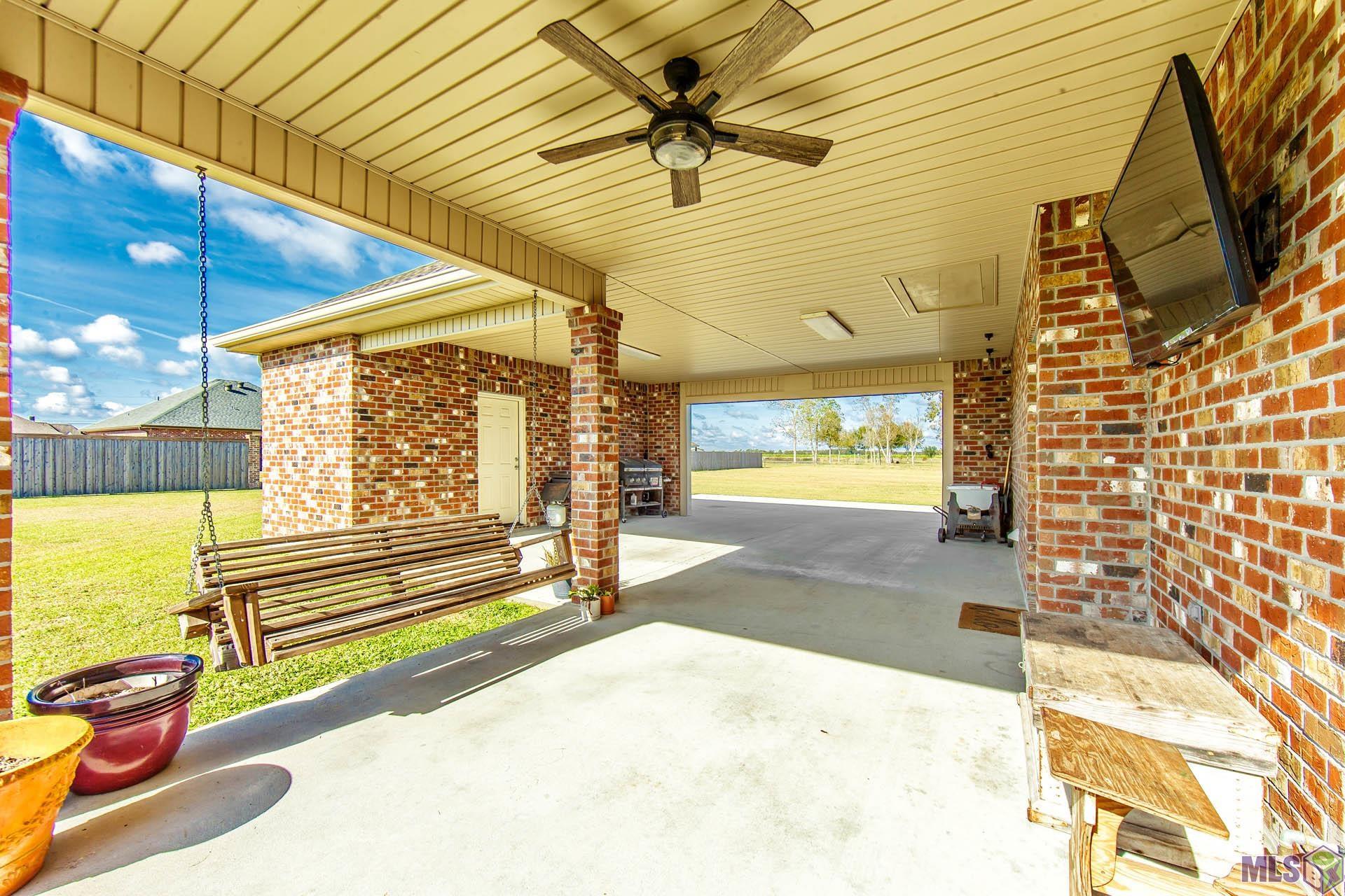108 Rue Stephen Michael Schriever, LA 70395 - Photo 4 of 17