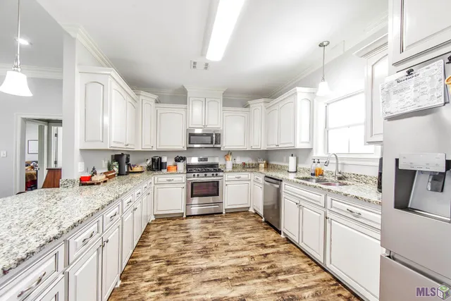 $345,000 | 108 Rue Stephen Michael, Schriever, LA 70395