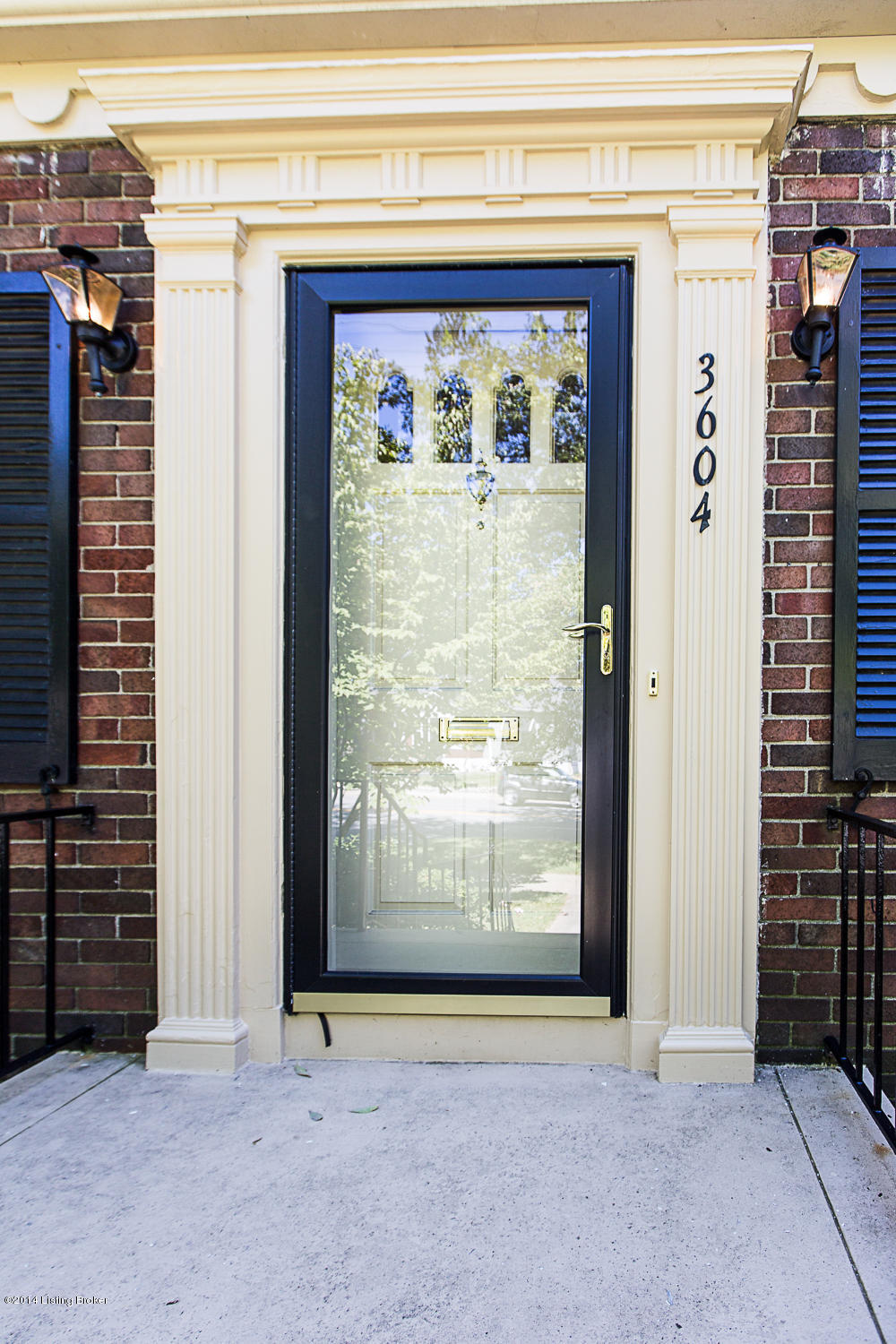 3604 Lexington Road Louisville, KY 40207 - Photo 9 of 52 RAN_4209