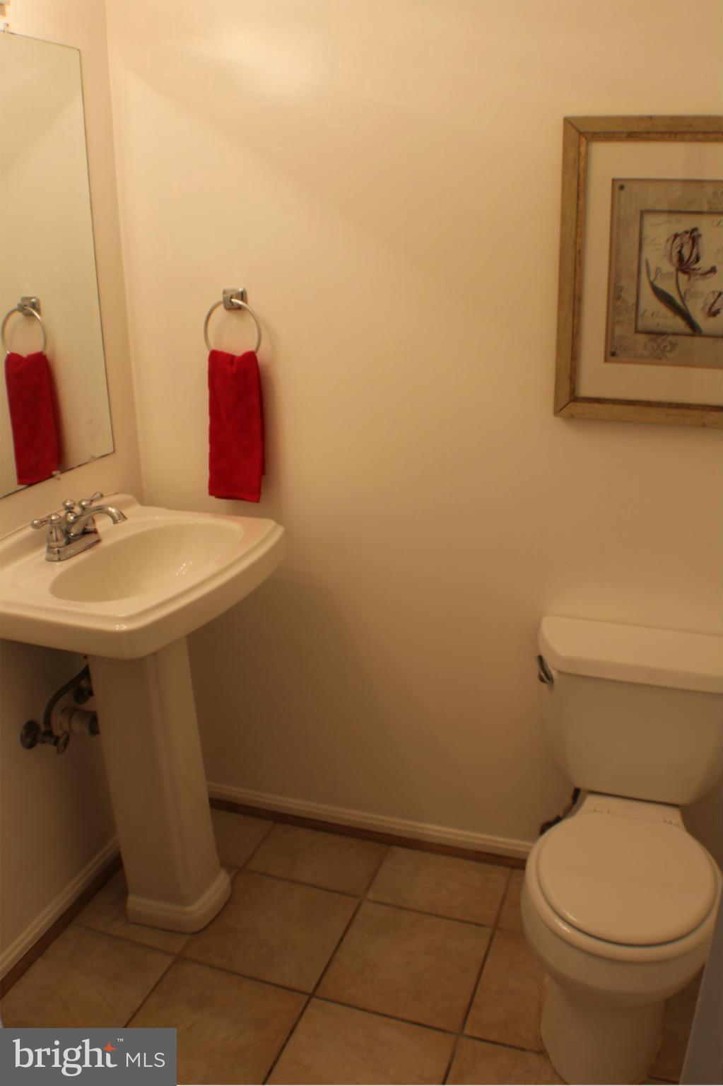 105 Summit Hall Road Gaithersburg, MD 20877 - Photo 13 of 30 Bath