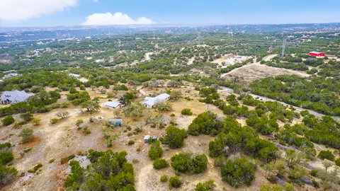 $1,995,000 | 21418 Kathy Lane, Spicewood, TX 78669