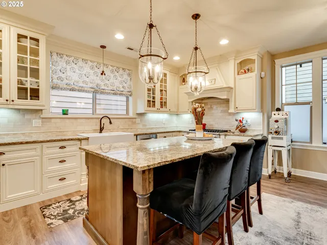 $875,000 | 8581 Southeast 19th Avenue, Portland, OR 97202