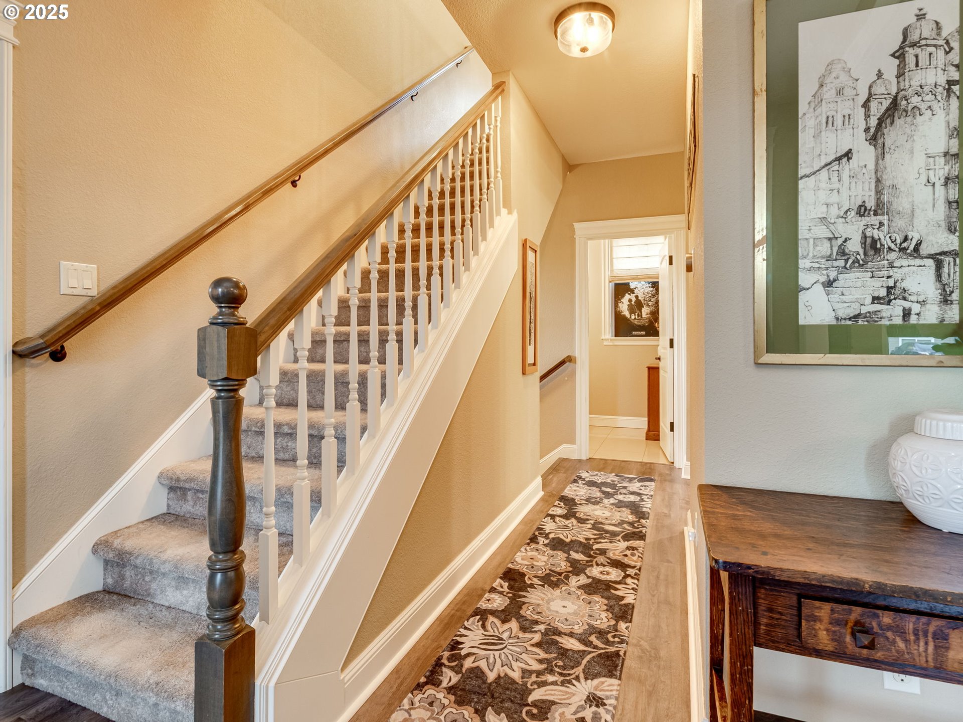 8581 Southeast 19th Avenue Portland, OR 97202 - Photo 18 of 39 a view of a hallway with wooden floor and entryway