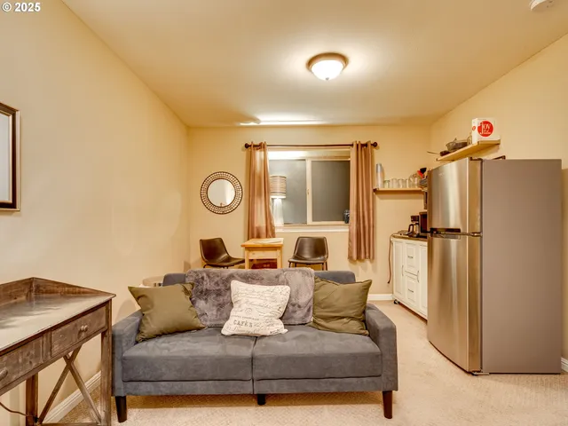 $875,000 | 8581 Southeast 19th Avenue, Portland, OR 97202