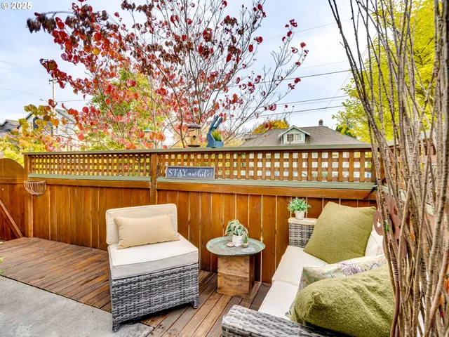 $875,000 | 8581 Southeast 19th Avenue, Portland, OR 97202