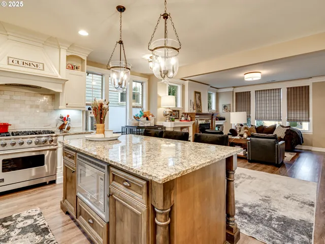 $875,000 | 8581 Southeast 19th Avenue, Portland, OR 97202