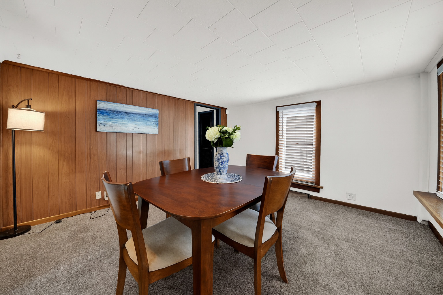 541 Charles Street Aurora, IL 60506 - Photo 11 of 38 a view of a dining room with furniture