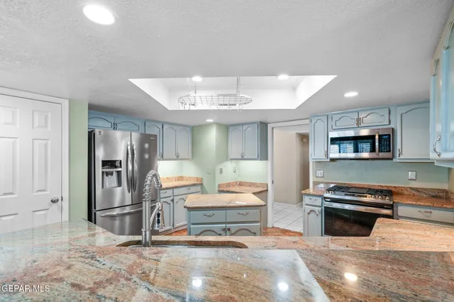 $368,000 | 6825 Canyon Run Drive, El Paso, TX 79912