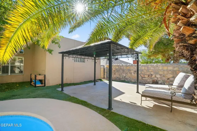 $368,000 | 6825 Canyon Run Drive, El Paso, TX 79912